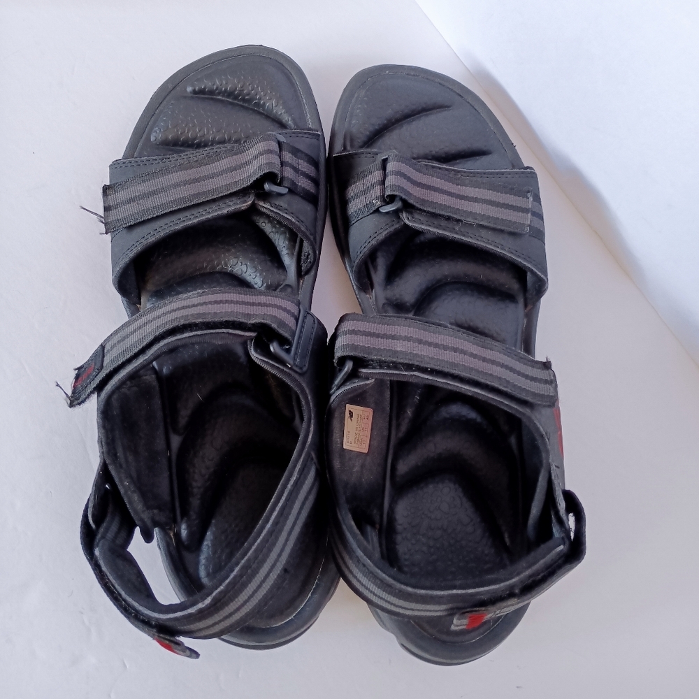 🖤 New Balance Mens Velcro Strap Sandals Black 11 Foam Footbed - Picture 6 of 12